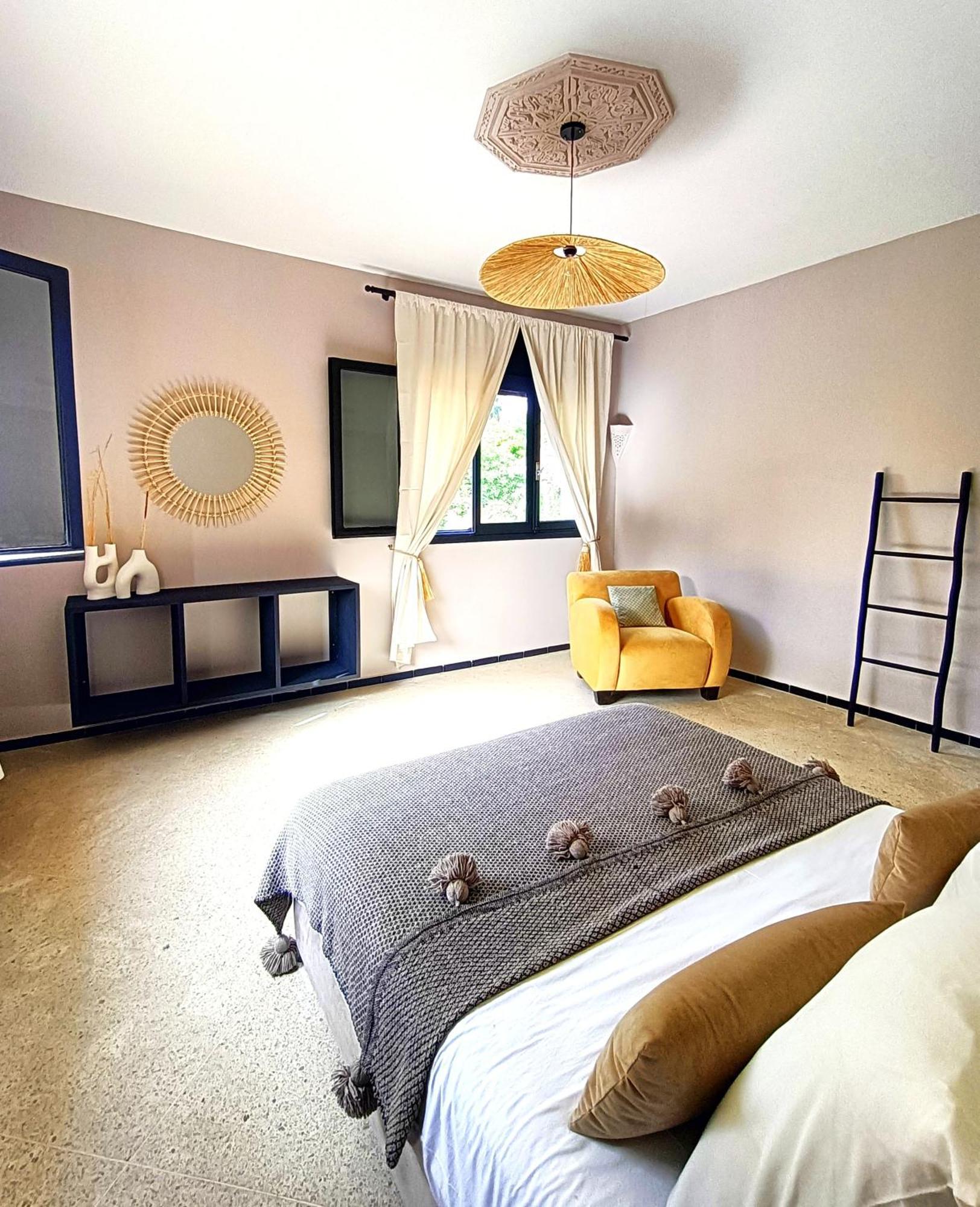 Appartement Superbe Avec Vue Sur Les Jardins Majorelle, Face Au Musee Ysl, Rue Yves Saint Laurent *